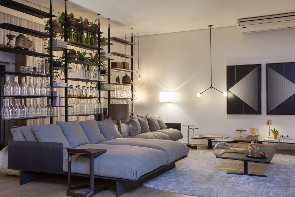 Quando usar poltronas e quando usar sofás nos ambientes Quando usar poltronas e quando usar sofás nos ambientes